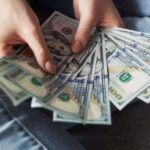 ¿Qué significa soñar con encontrar dinero?